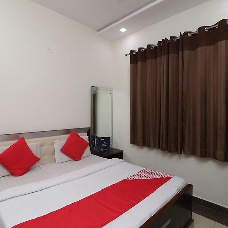 Oyo 24723 Hotel Atul Palace Agra  Zewnętrze zdjęcie