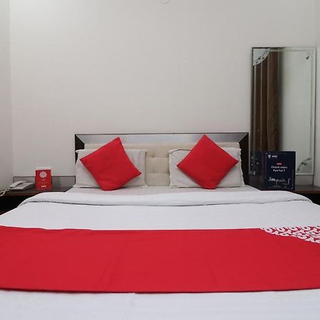 Oyo 24723 Hotel Atul Palace Agra  Zewnętrze zdjęcie