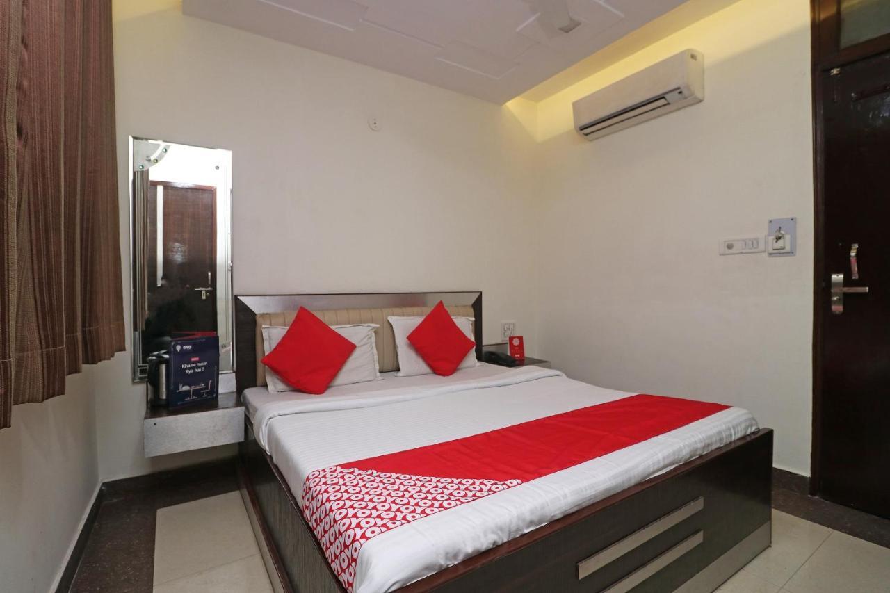Oyo 24723 Hotel Atul Palace Agra  Zewnętrze zdjęcie
