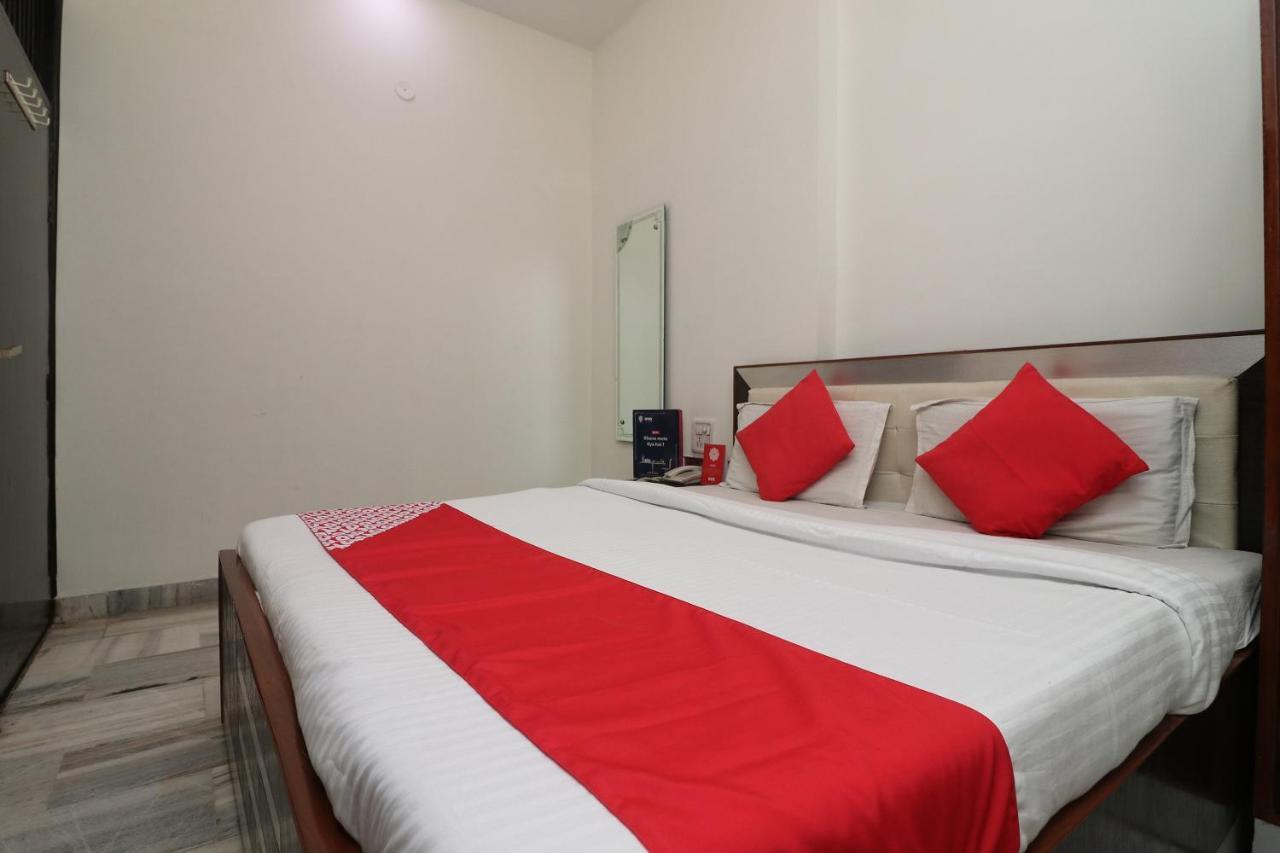 Oyo 24723 Hotel Atul Palace Agra  Zewnętrze zdjęcie