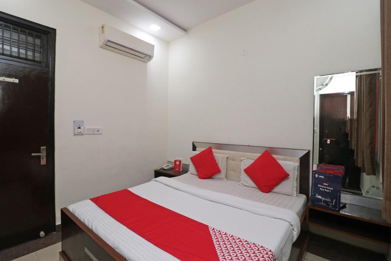 Oyo 24723 Hotel Atul Palace Agra  Zewnętrze zdjęcie